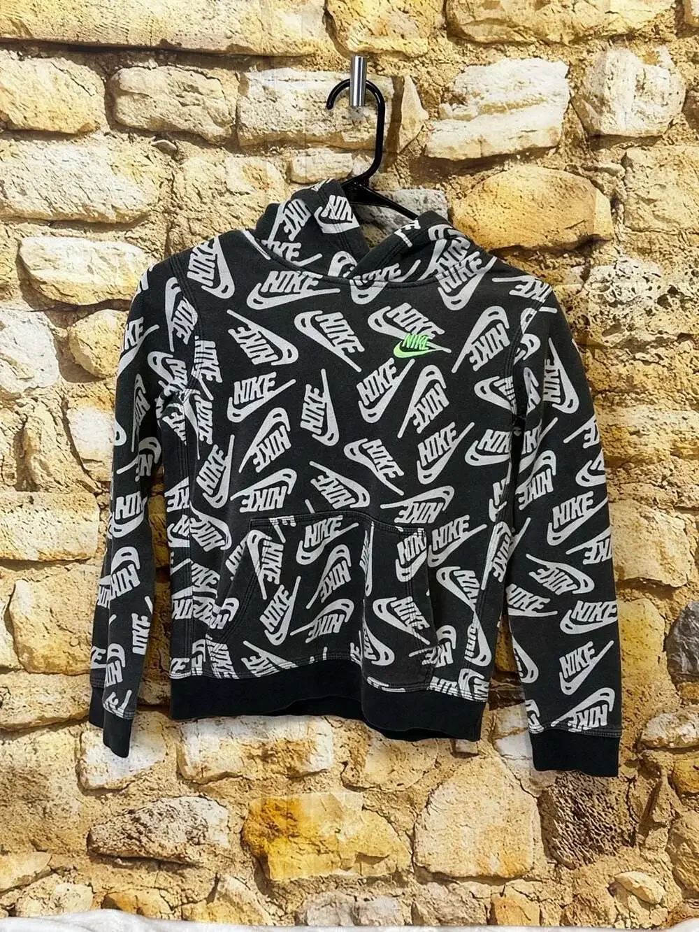 Nike Youth SportswearAll Over Print Pullover Hoodie in Black/White